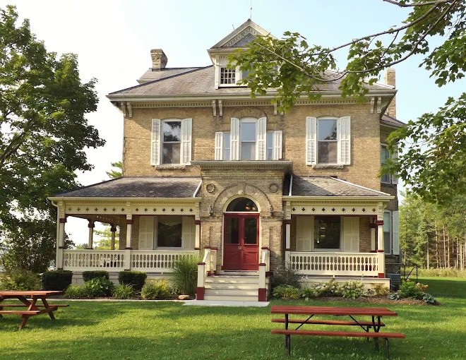 Discover Stratford Perth Museum Exhibits and Local History